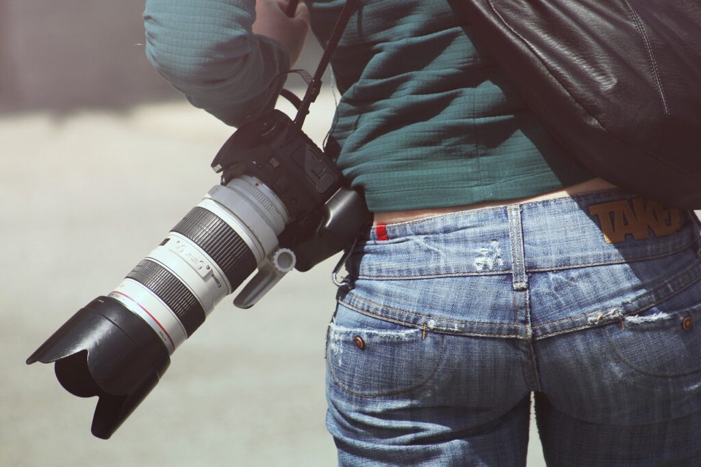 woman, photographer, camera-407168.jpg